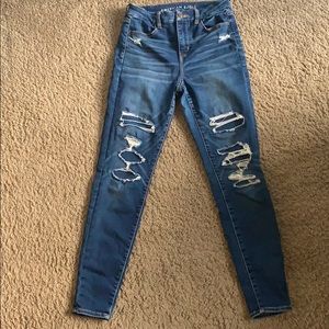 AEO Curvy High Rise Jegging
